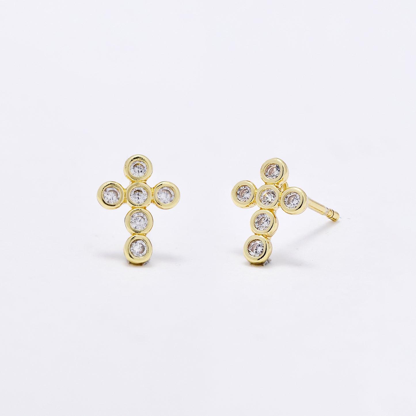 CZYE6162 - Premium brass 8mm x 6mm CZ cross stud earrings