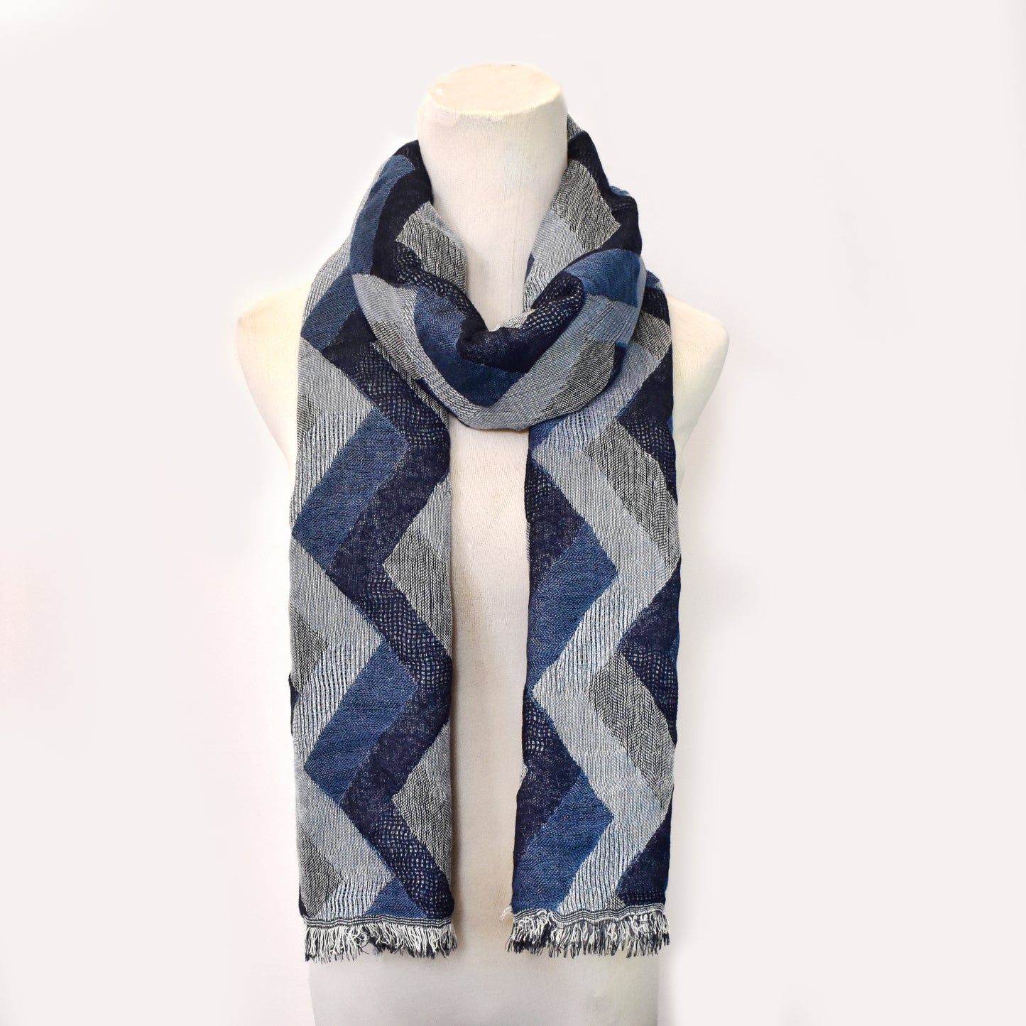 LS8288 - Zigzag frayed tassel scarf - Grey