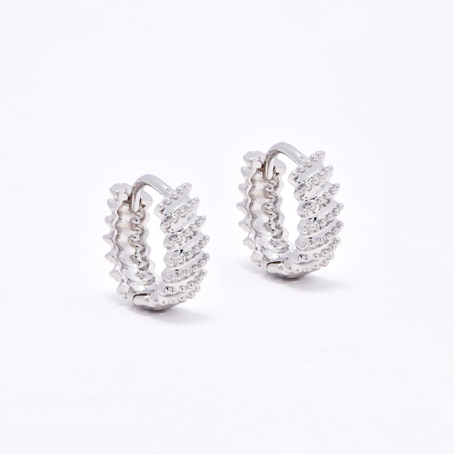 PYE6587 - Premium 13mm X 4.5mm textured hoops
