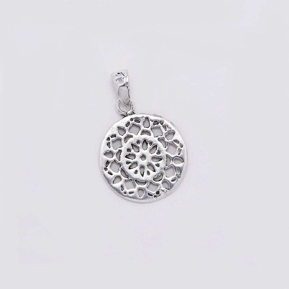 925 Silver cutout flower pendant - SP1054