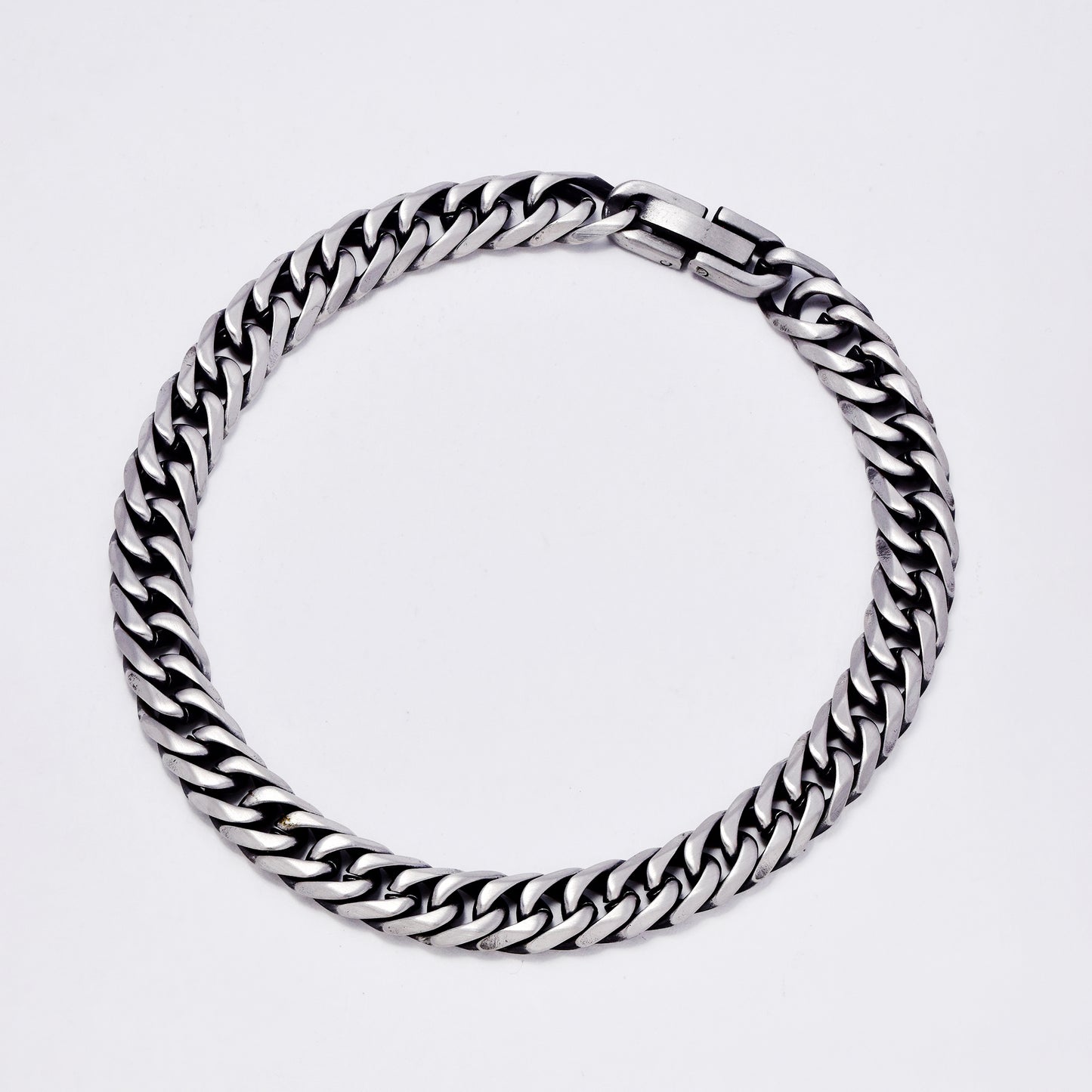 SSMB3287 - Steel 21cm x 7mm oxidized tight curb bracelet