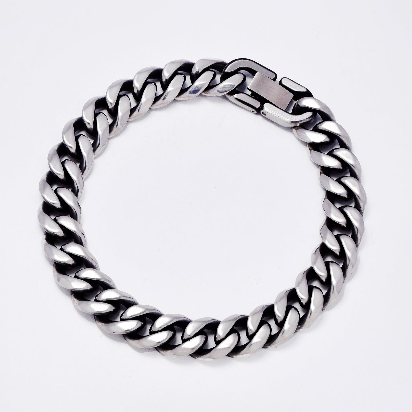 SSMB3291 - Steel 21cm x 10.5mm oxidized curb statement bracelet