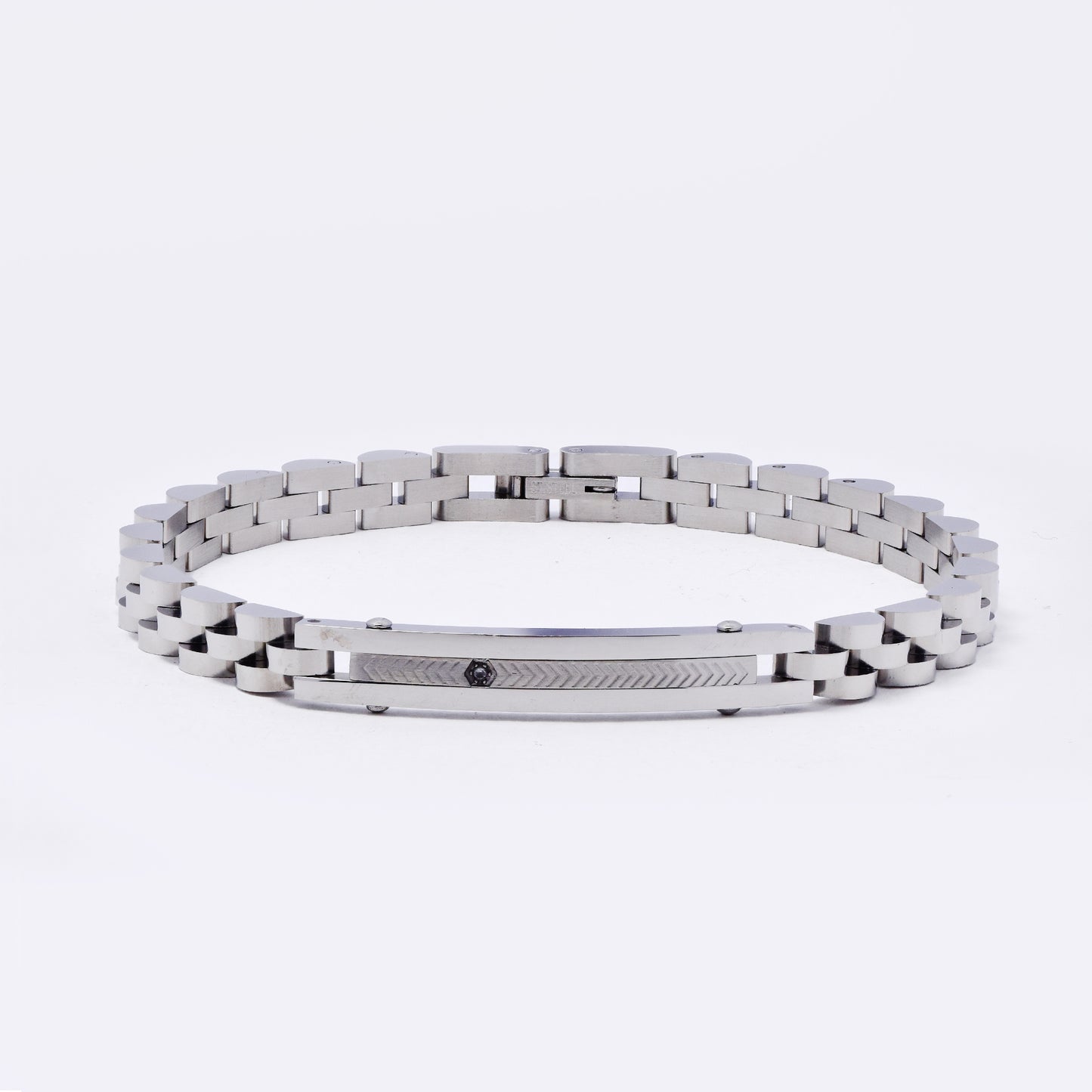 SSMB3322 - Steel 22cm x 6mm watchstrap ID bracelet with CZ accent
