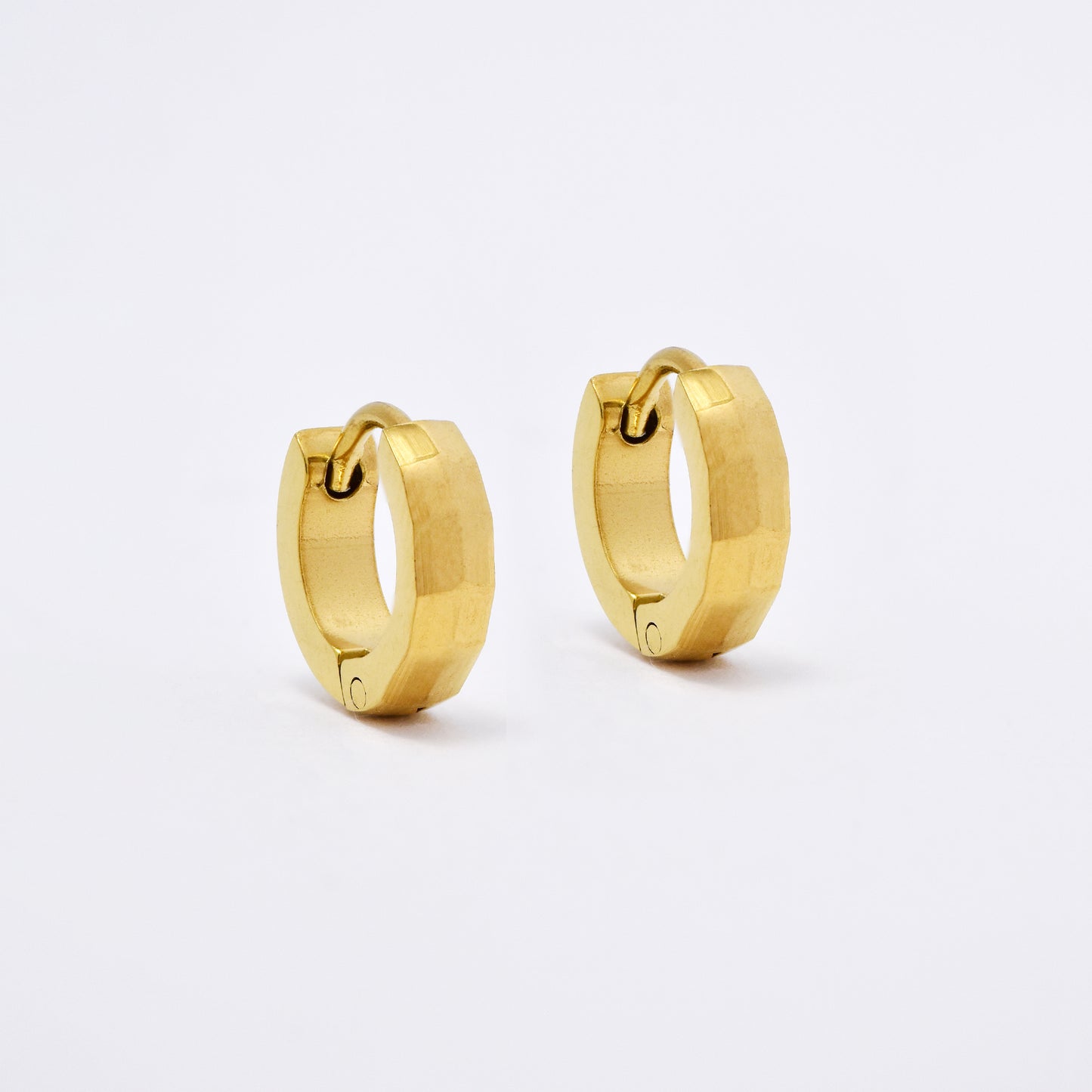 SSME3140 - Steel 10mm x 3mm diamond cut huggie earrings