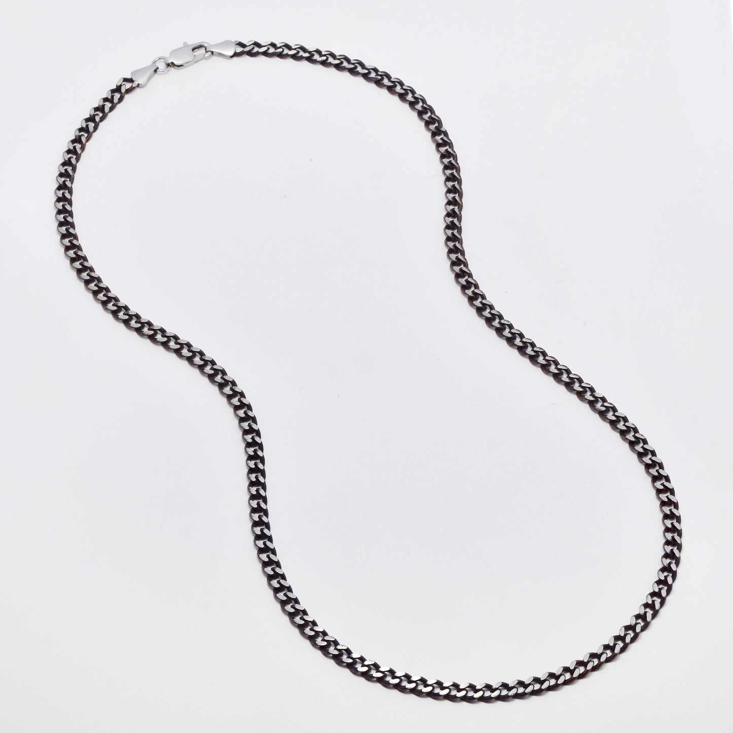 SSMN3106 - Steel 52cm x 4mm oxidised flat curb chain