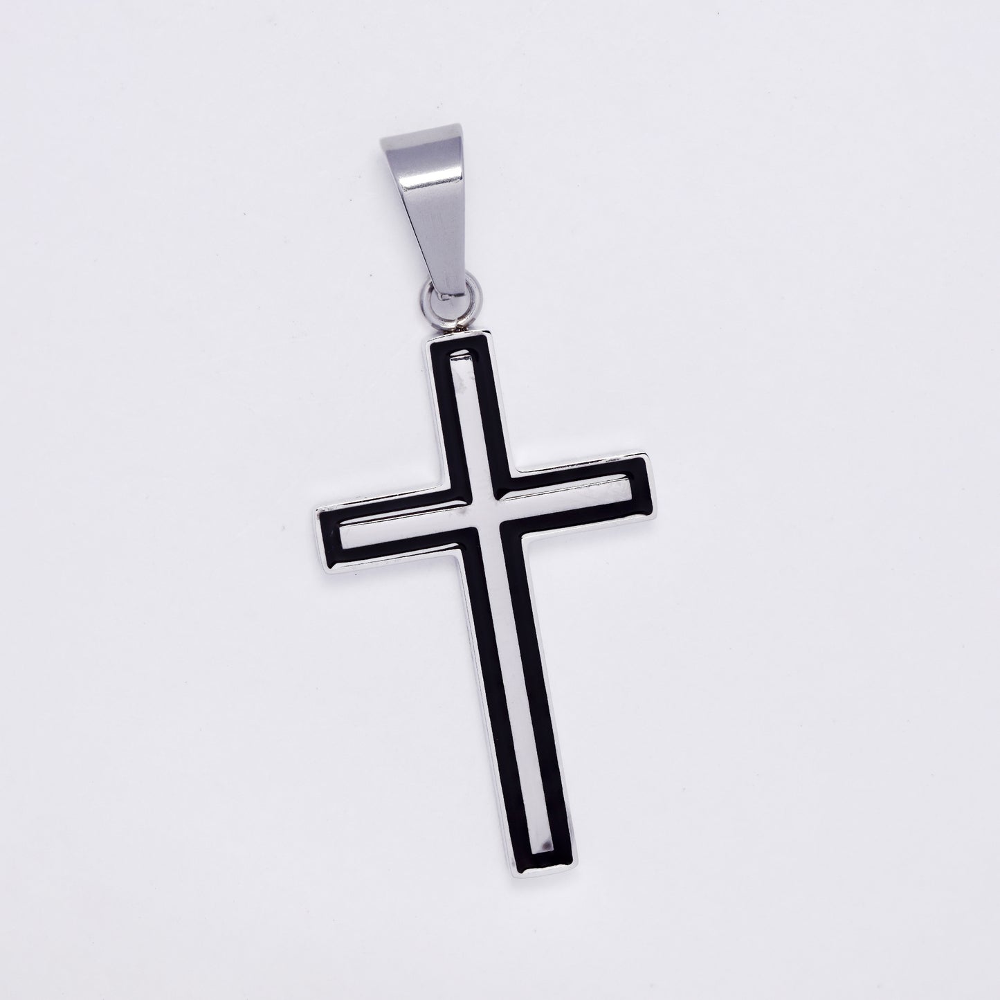 SSMP3296 - Steel 37mm x 21mm two-toned cross pendant
