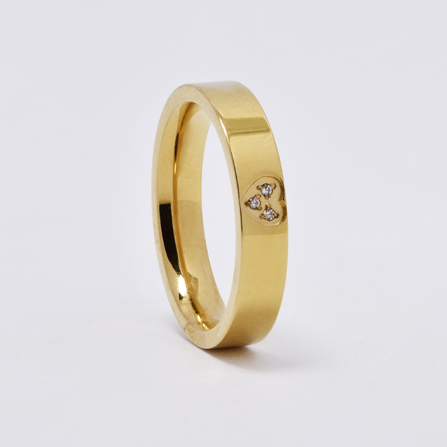 SSMR3093 - Steel 4mm heart CZ band