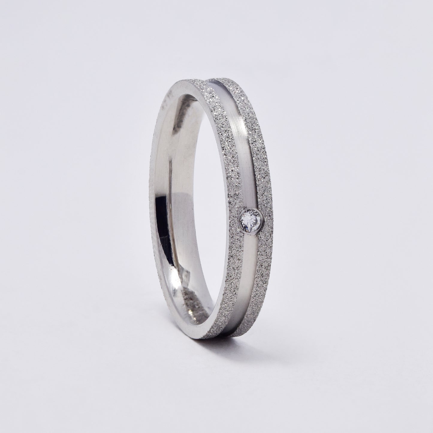 SSMR3099 - Steel 4mm glitter & CZ band