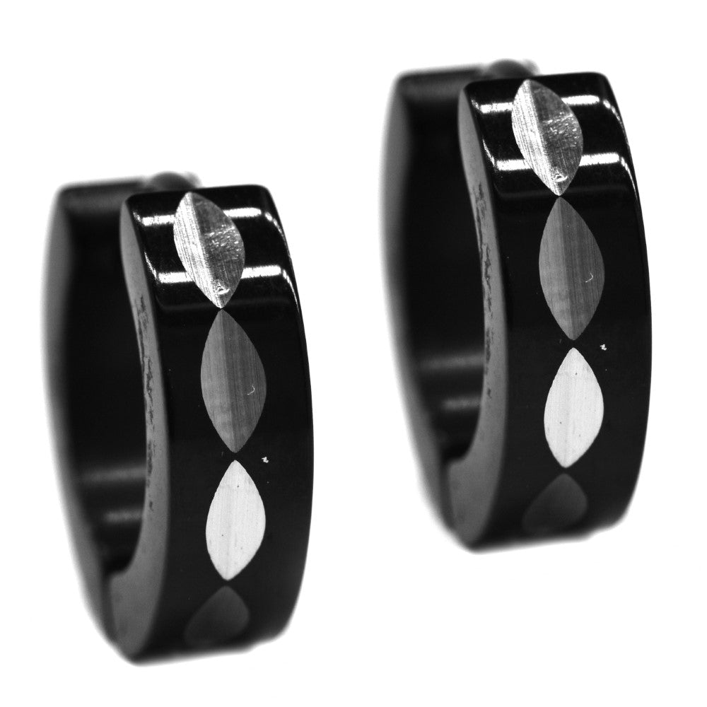 Stainless steel black shield pattern huggie - SSVE9847