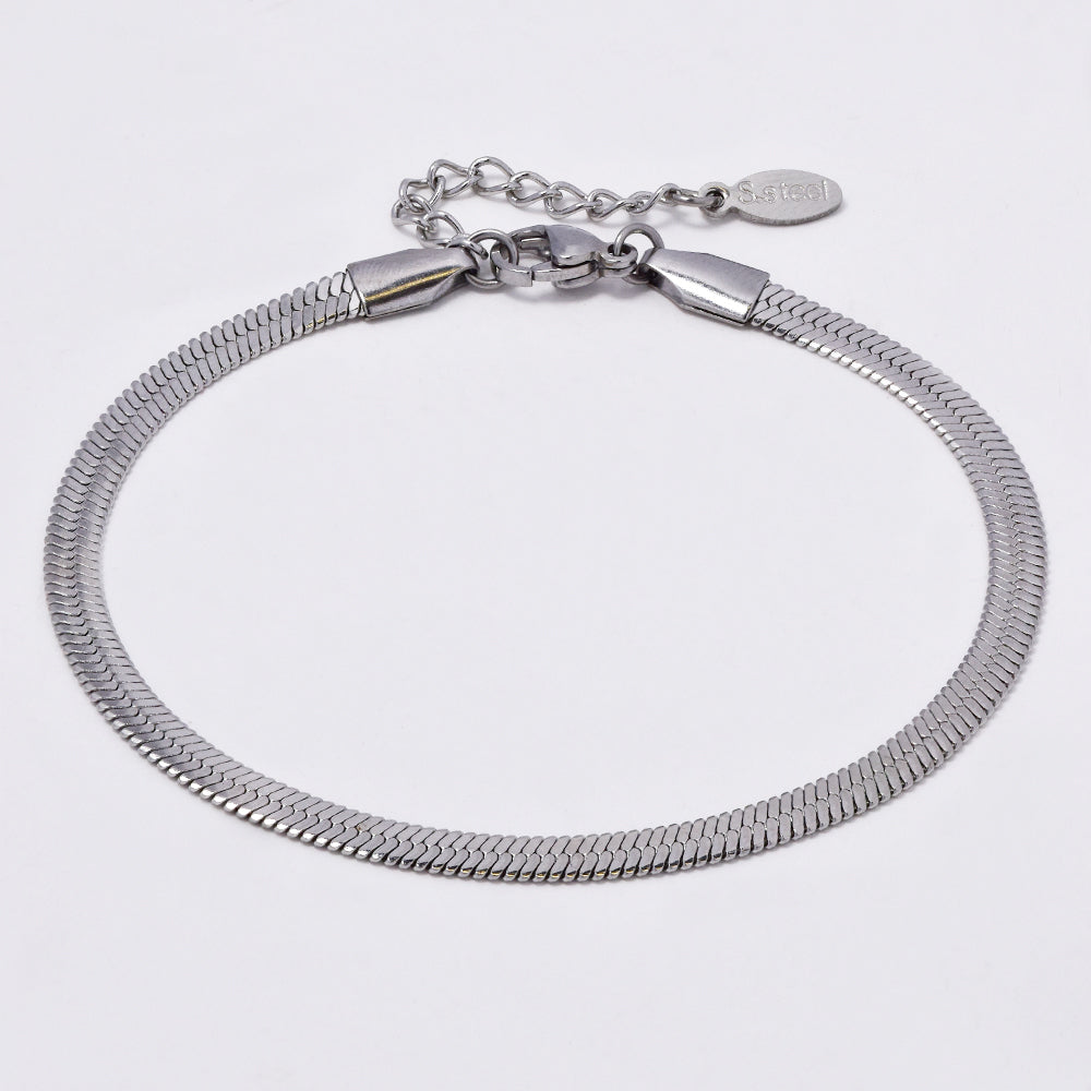 Stainless steel herringbone bracelet Length: 18 + 3cm Width: 4mm - SSYB5019