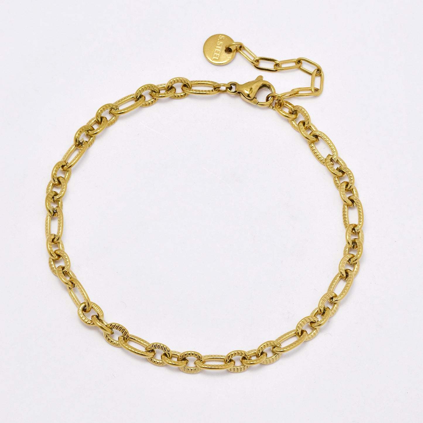 SSYB6046 - St Steel 17cm x 4mm textured oval link bracelet