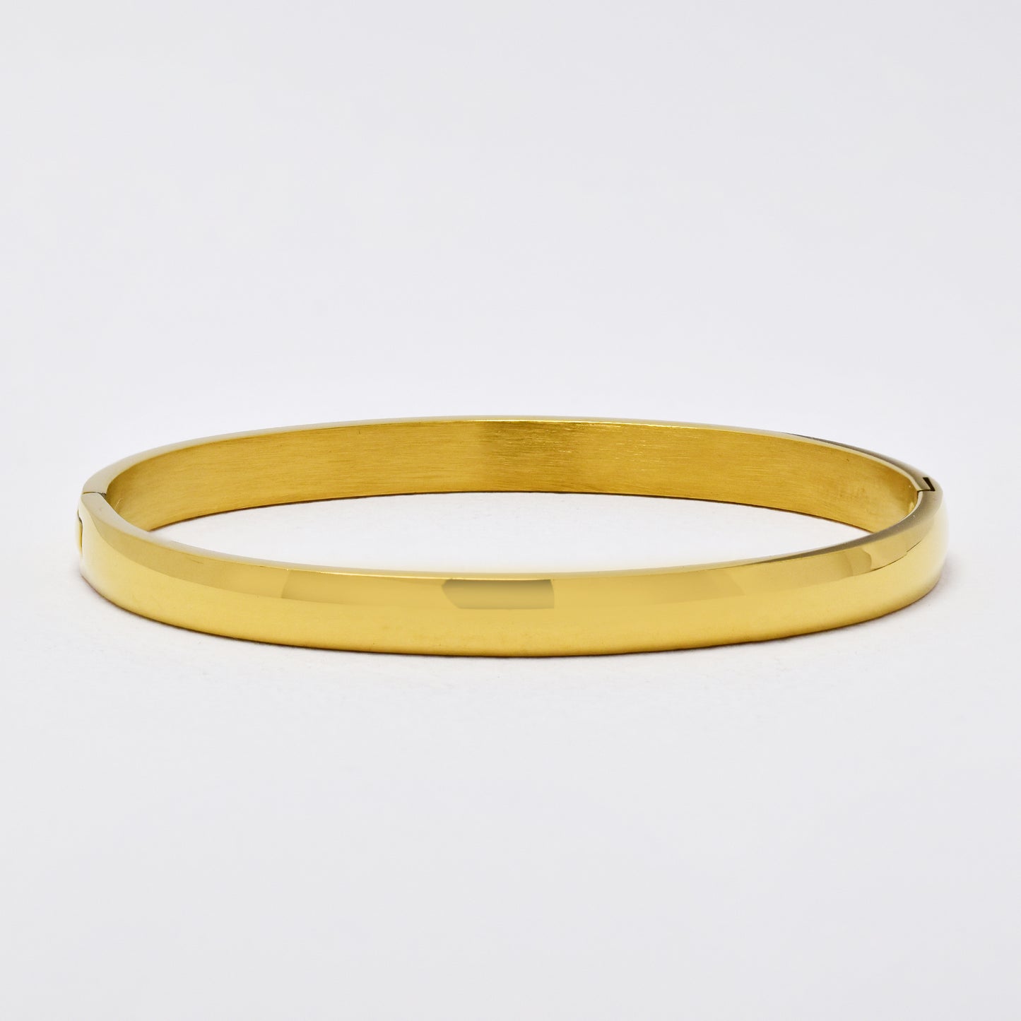 SSYB6274 - St Steel 66mm x 54mm x 6mm hinged bangle