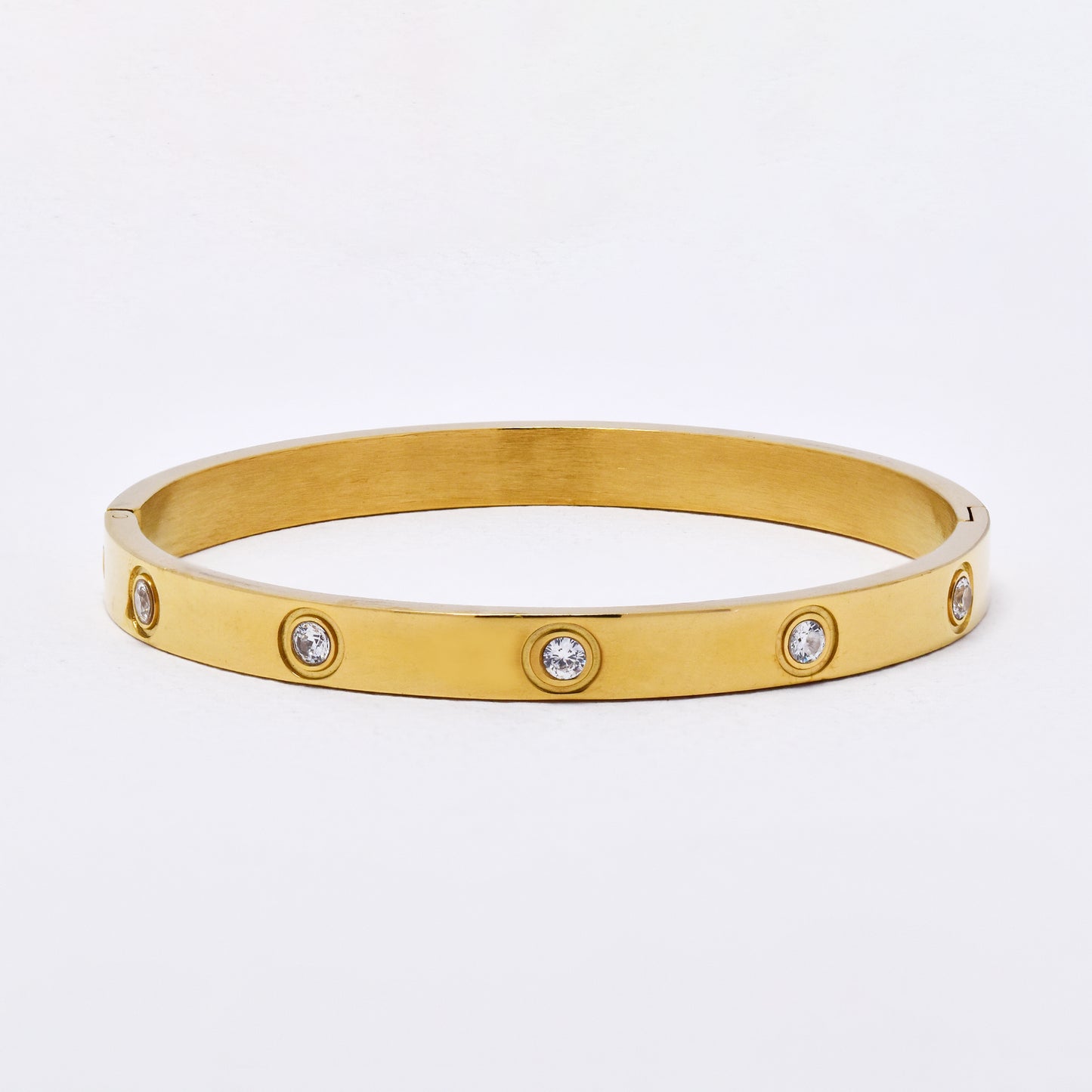 SSYB6289 - St Steel 60mm x 6mm hinged bangle with crystals