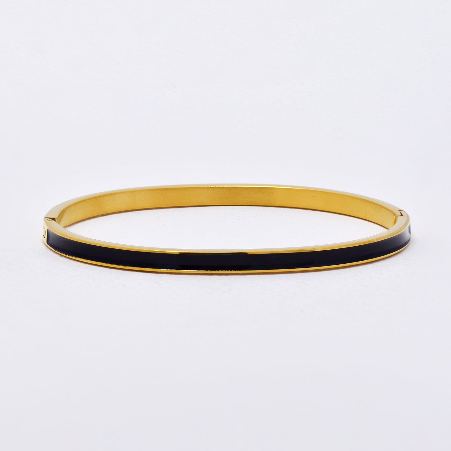 SSYB6290 - St Steel 65mm x 55mm x 4mm hinged bangle with colour enamel strip