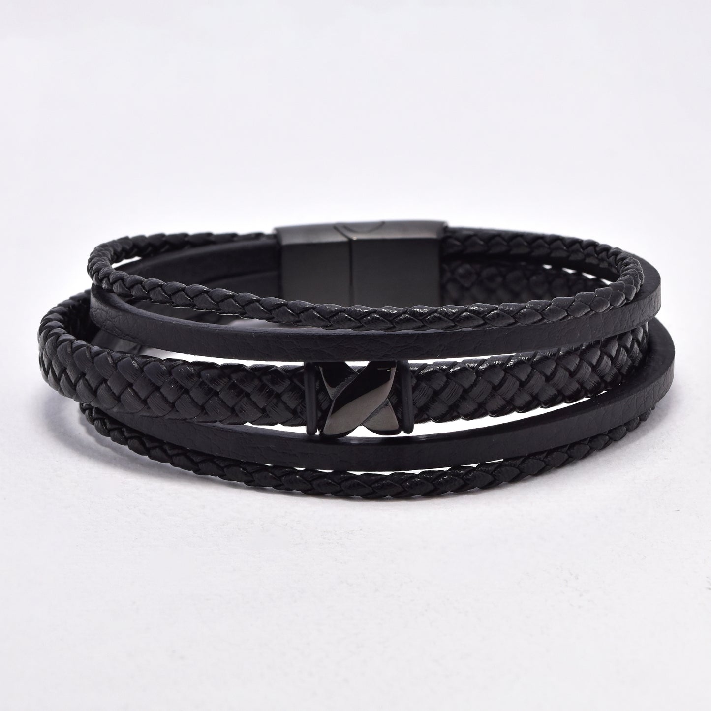 SSYB6483 - St Steel 21cm multi strand leather bracelet