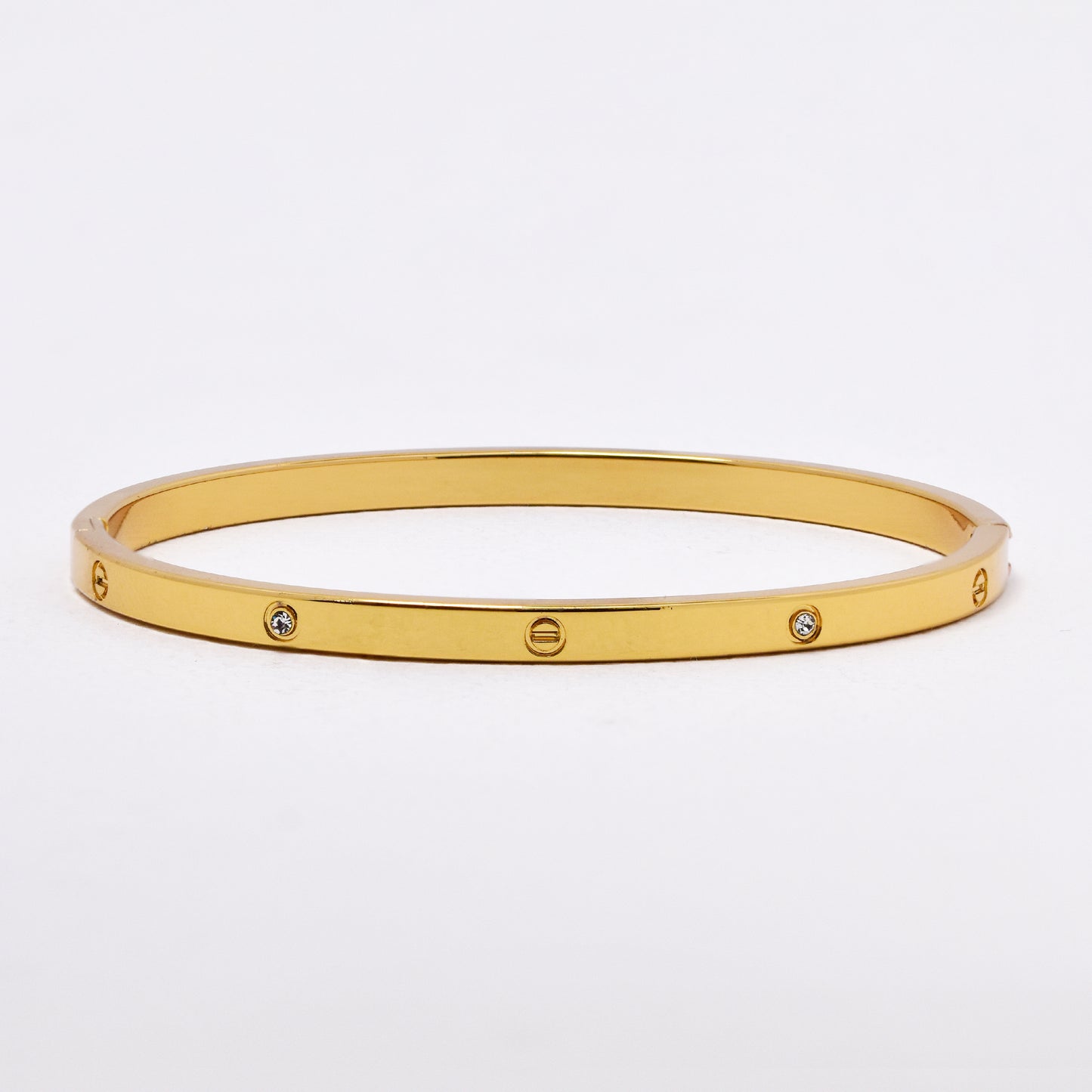 SSYB6489 - St Steel 61mm x 50mm x 4mm oval crystal hinged bangle