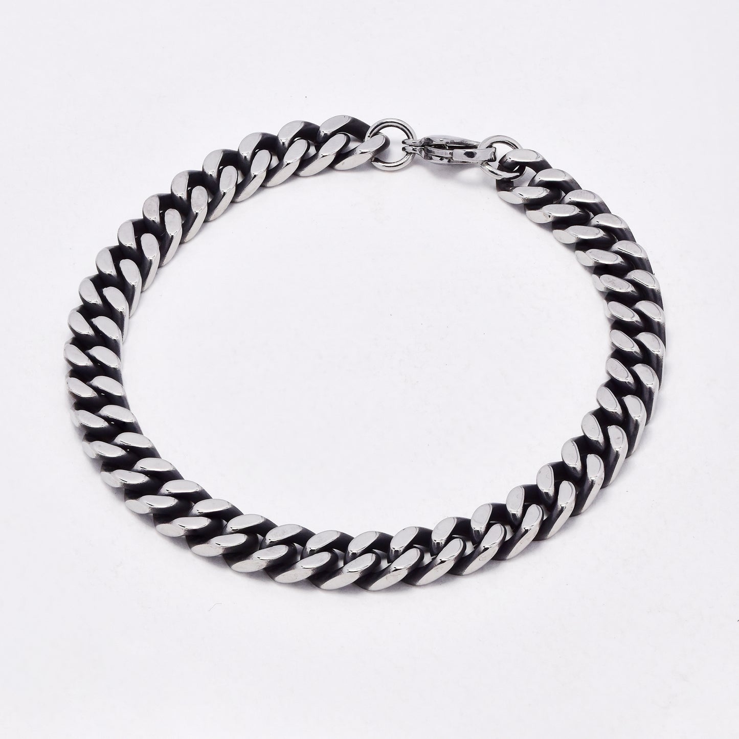 SSYB6575 - St Steel 21.5cm x 7mm oxidised curb bracelet