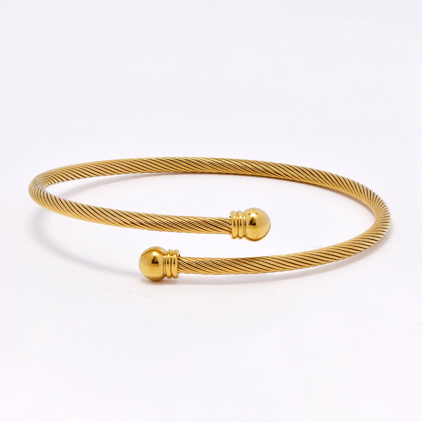 SSYB6761 - St Steel 3mm wide wire wrap bangle