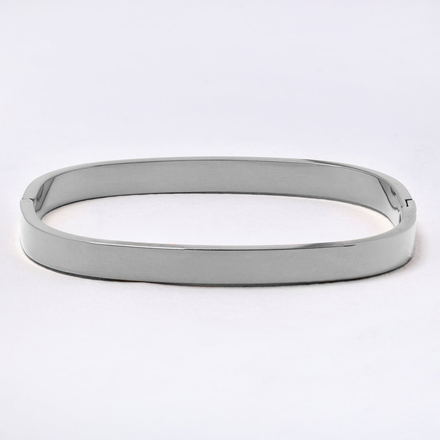 SSYB6791 - Steel 61mm x 50mm x 6mm rounded rectangular hinged bangle