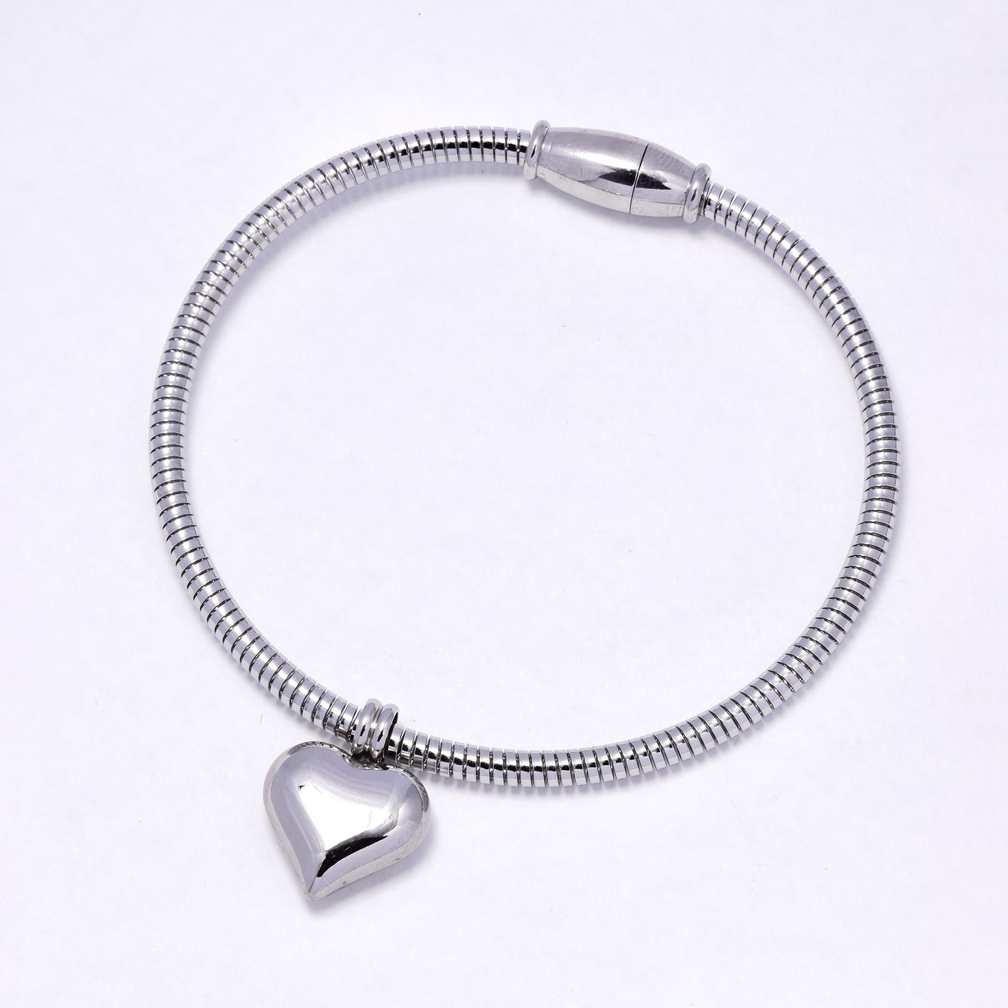 SSYB6949 - Steel 19cm x 3mm heart charm snake bracelet with magnetic closure