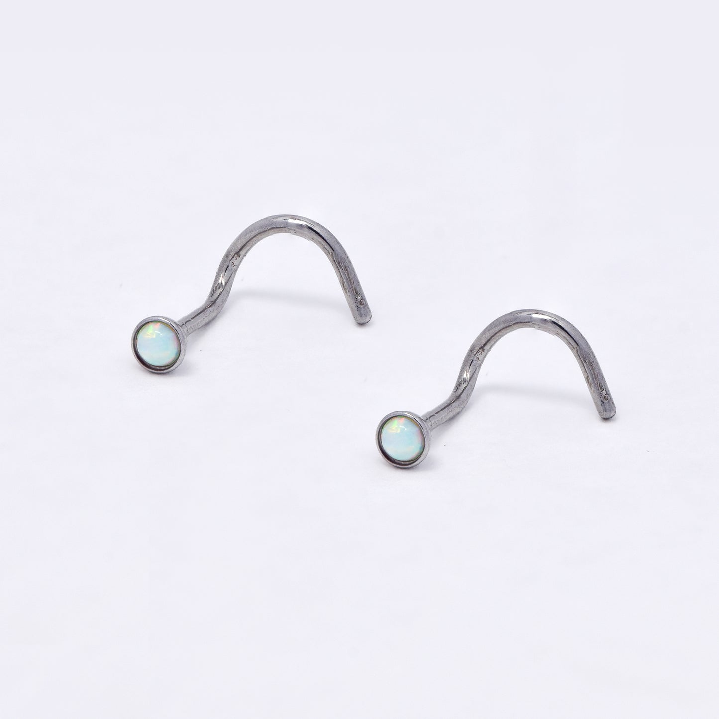 SSYBJ6268 - St Steel 2 piece twisty nose stud
