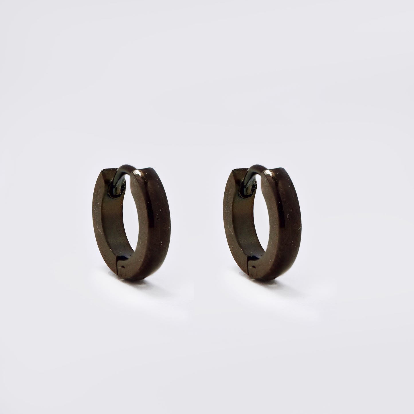 Stainless steel 10.5mmX2mm huggies