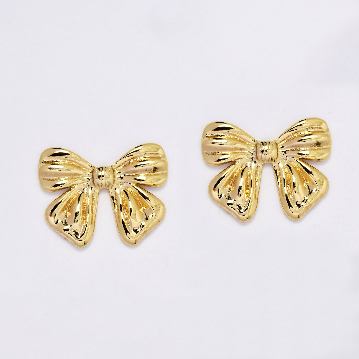 SSYE5990 - 20mm x 25mm large bow stud earring