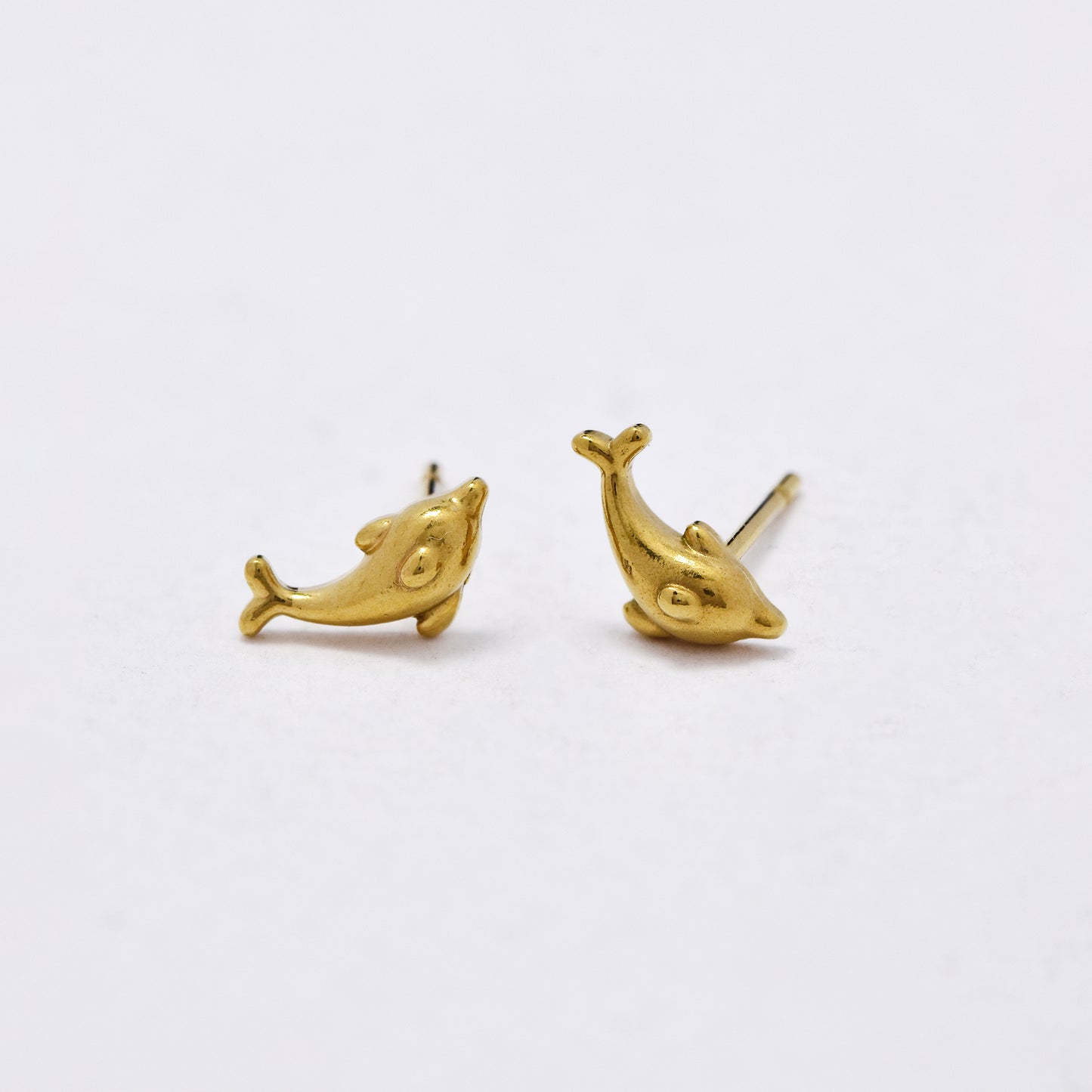 SSYE6003 - St Steel 9mm x 4mm dolphin stud earring