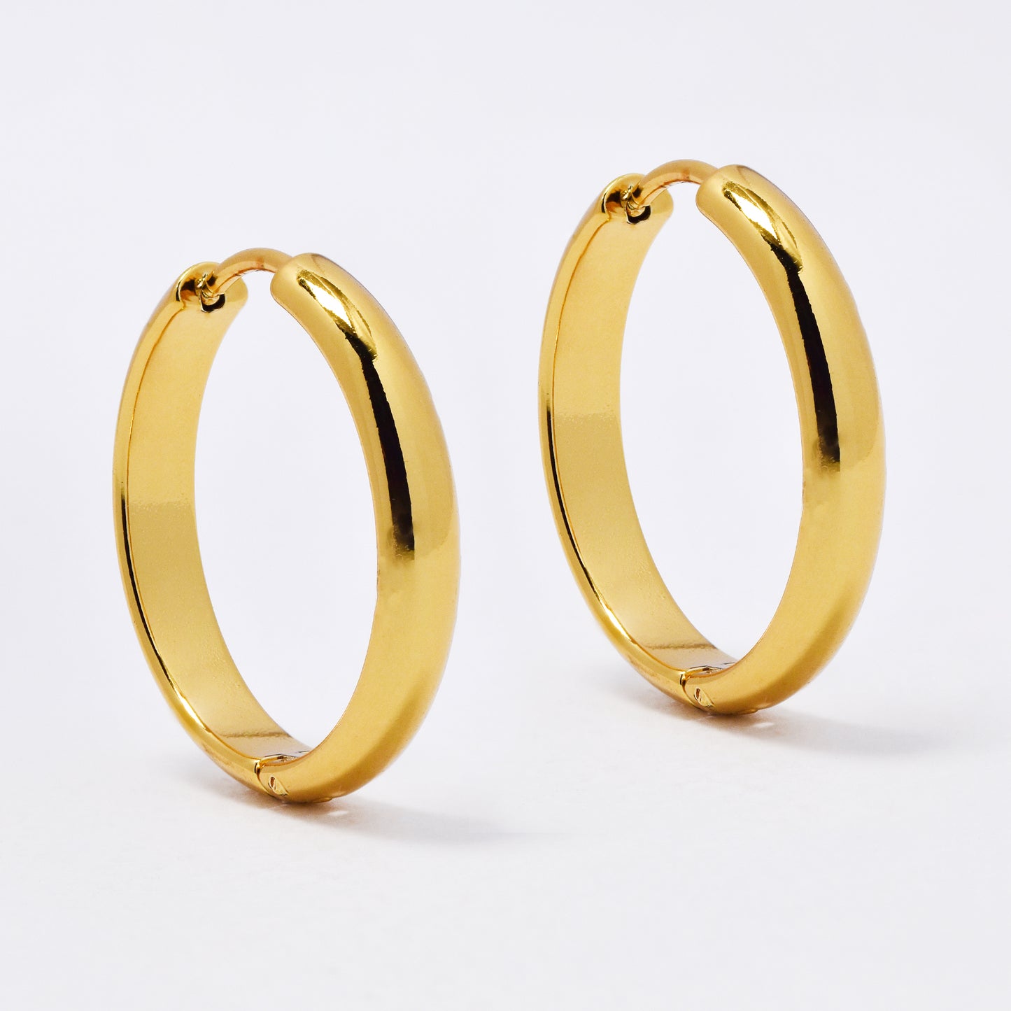 SSYE6376 - St Steel 4mm x 24mm domed hoop