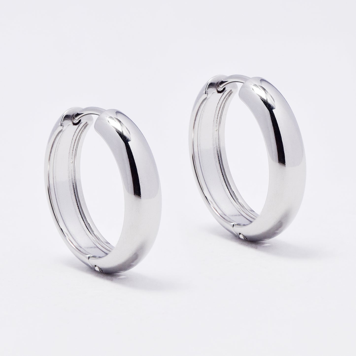 SSYE6379 - Steel 5mm x 21mm domed hoop