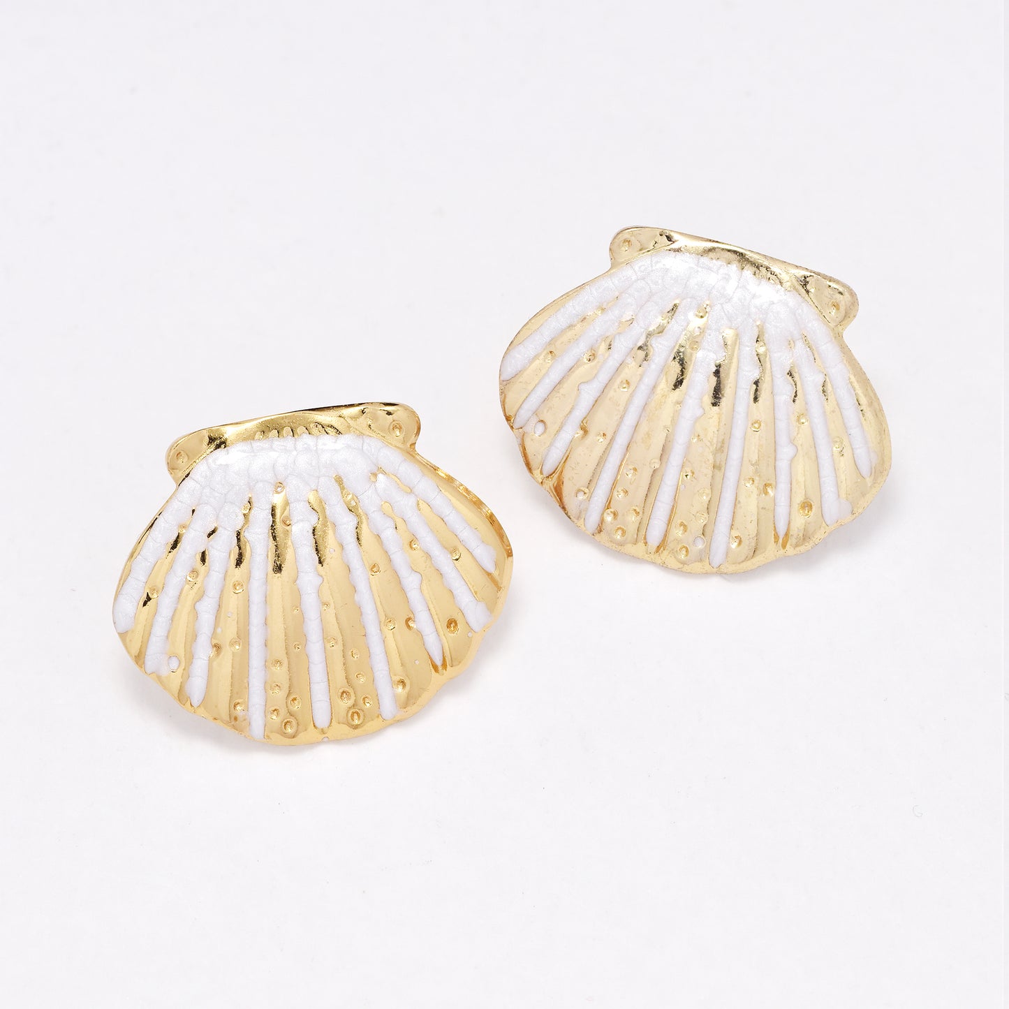 SSYE6386 - St Steel 20mm x 24.3mm medium scallop shell earring