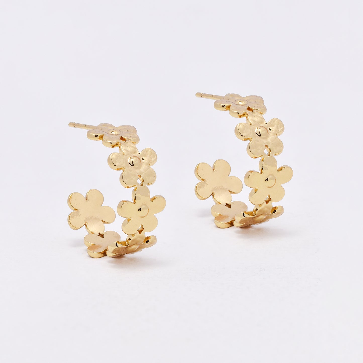SSYE6516 - St Steel 20mm x 8mm flower hoop studs