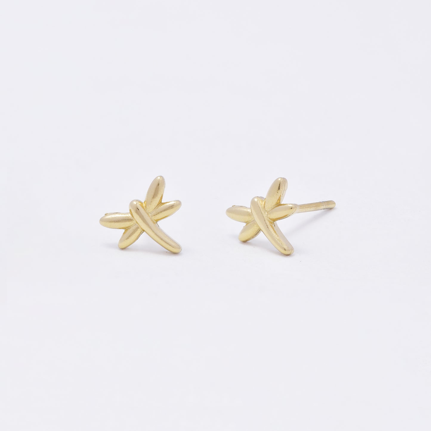 SSYE6952 - Steel 6.5mm x 7mm dragonfly stud earring