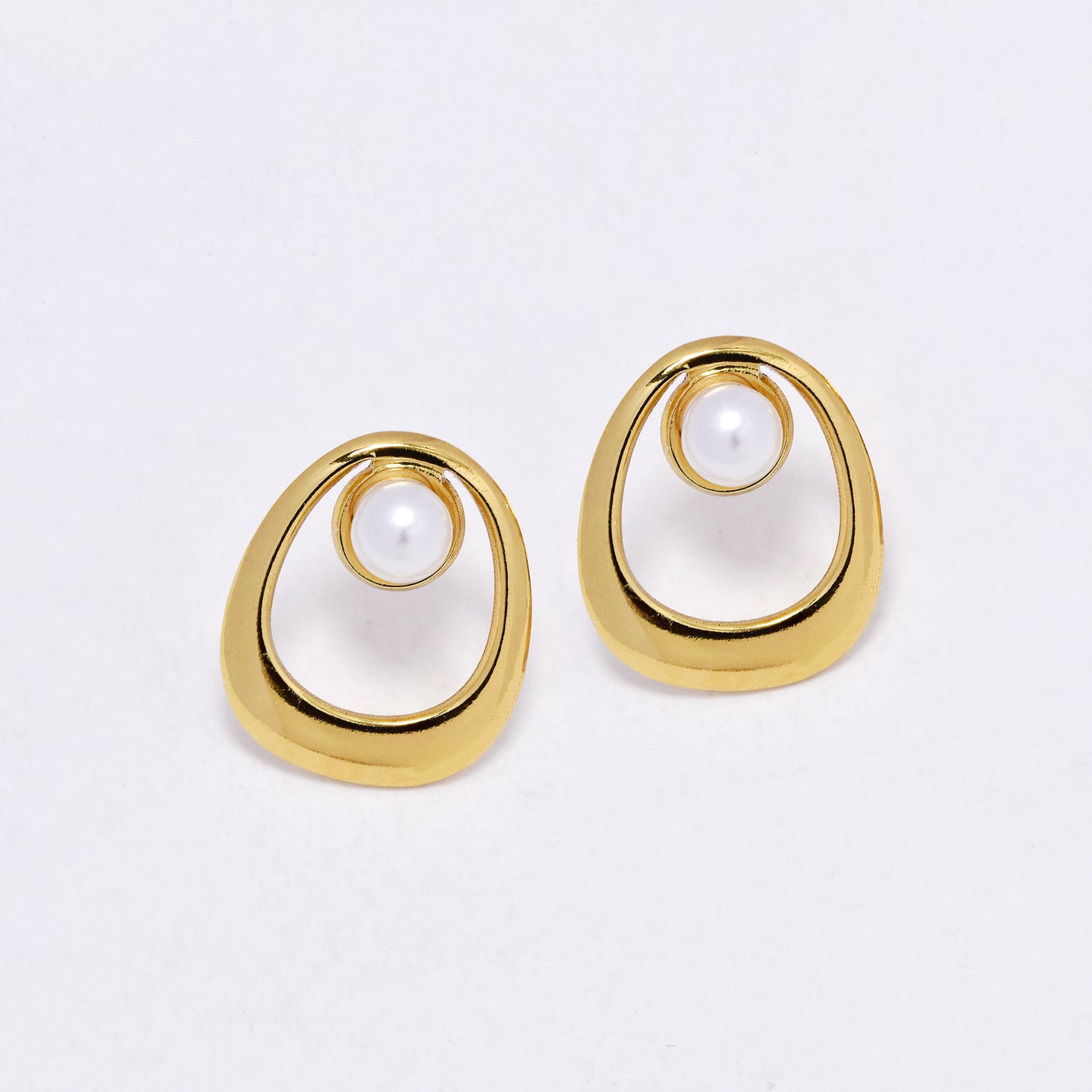 SSYE7115 - Steel 21mm x 18mm lined drop stud earring