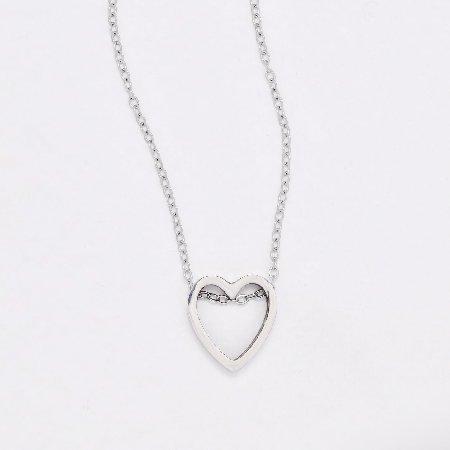 SSYN6452 - St Steel 50cm cutout heart necklace