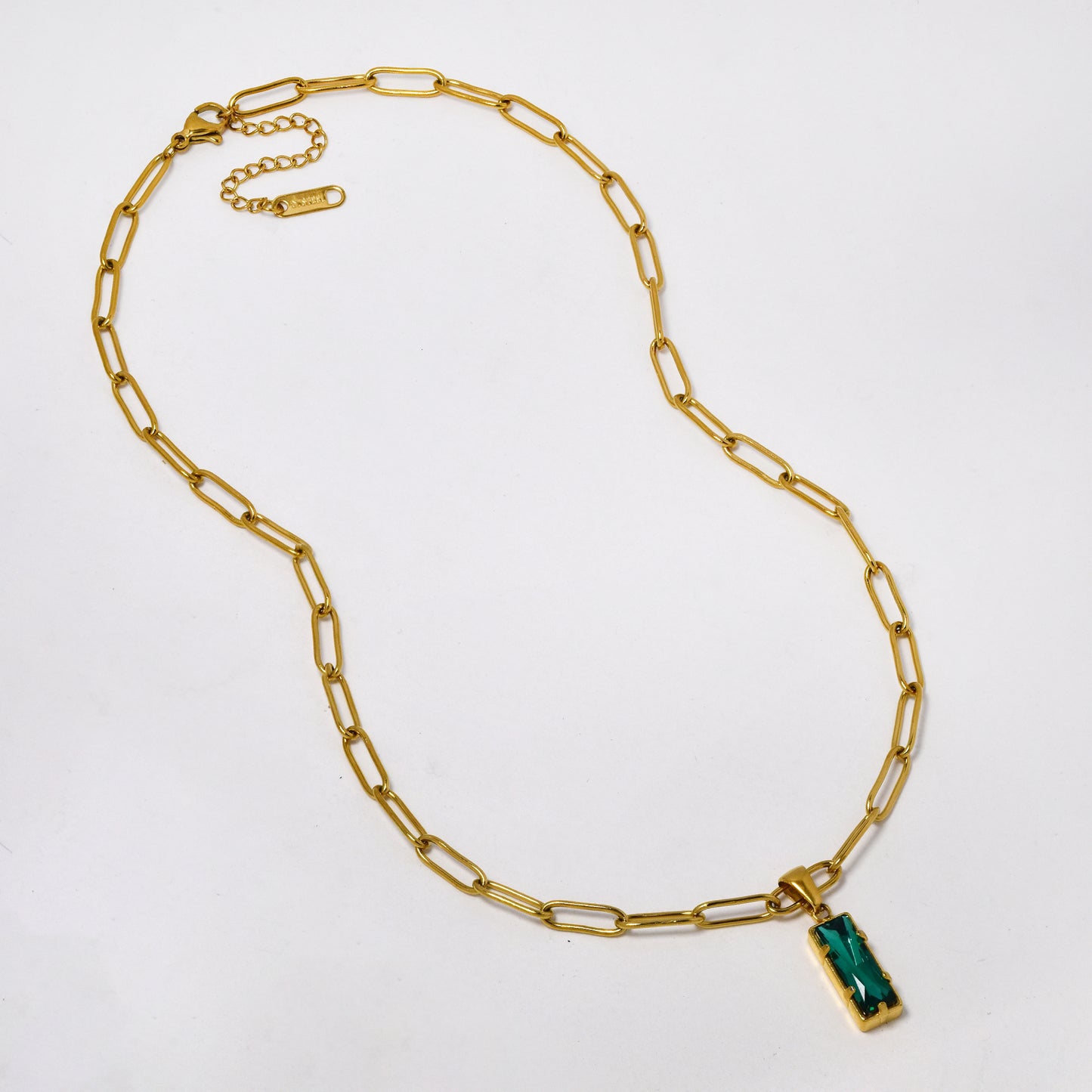 SSYN6477 - Steel 41cm + 5cm x 4mm paperclip link necklace with green stone
