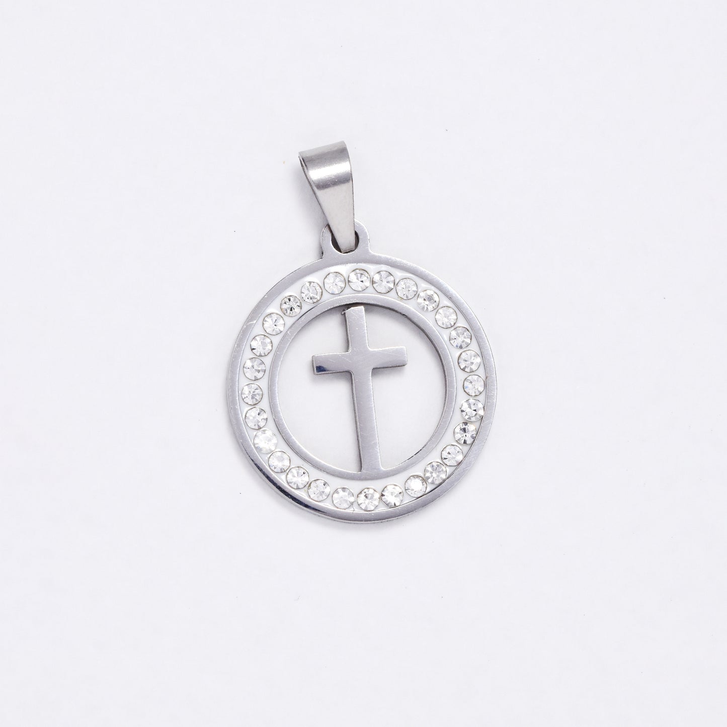 SSYP6077 - St Steel 20mm round CZ disk with cross pendant