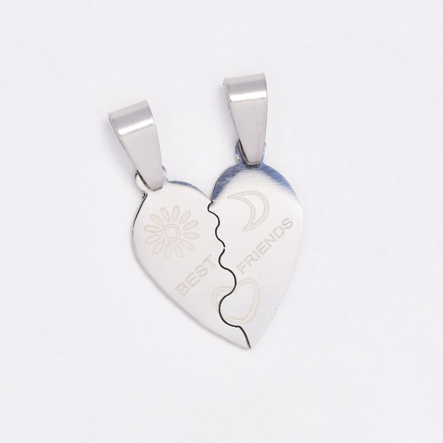 SSYP6451 - St Steel 23mm x 19mm 2 piece best friends pendant