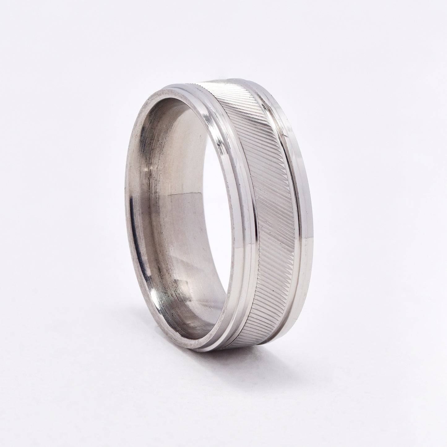 SSYR6620 - St Steel 8mm ribbed center band