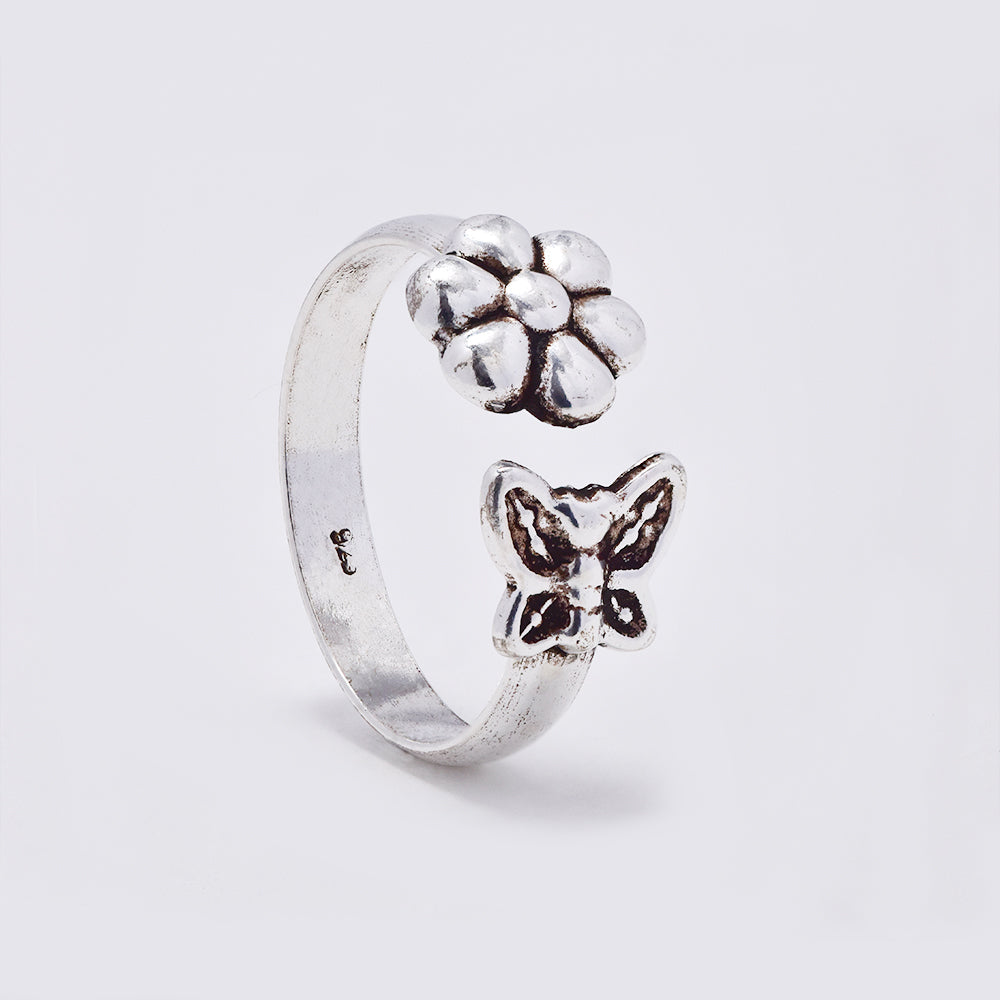 925 Silver flower and butterfly oxidised toe ring