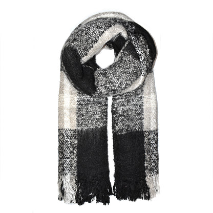 Colour checkered tassel scarf