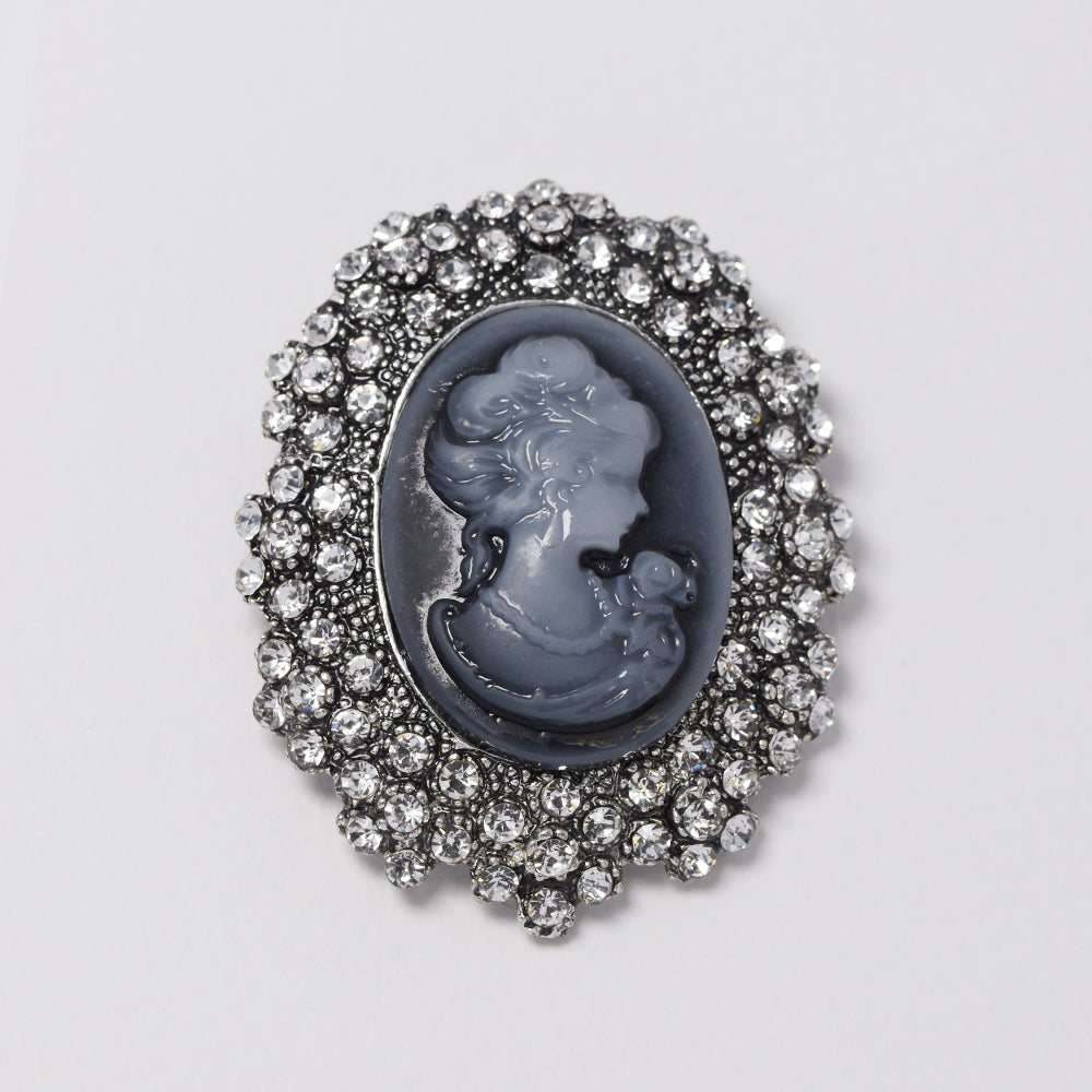 Fashion cameo brooch grey with diamante - YBR4764