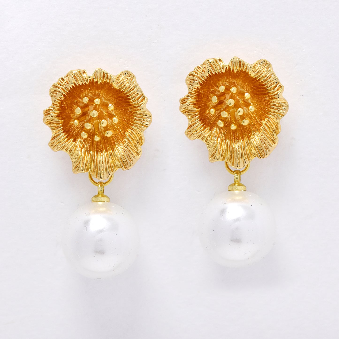 YE6265 - 42mm flower & pearl drop earrings