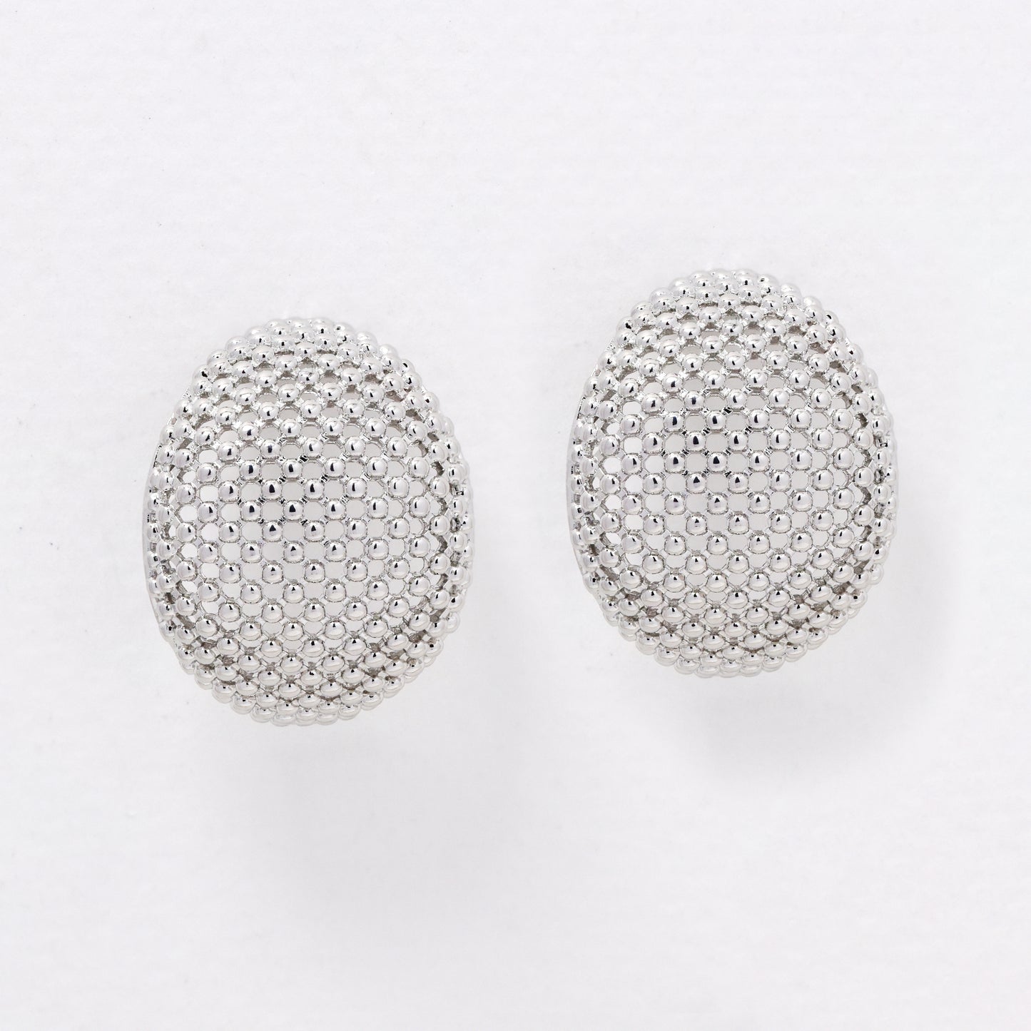 YE6718 - Fashion 25mm x 20mm medium domed mesh studs