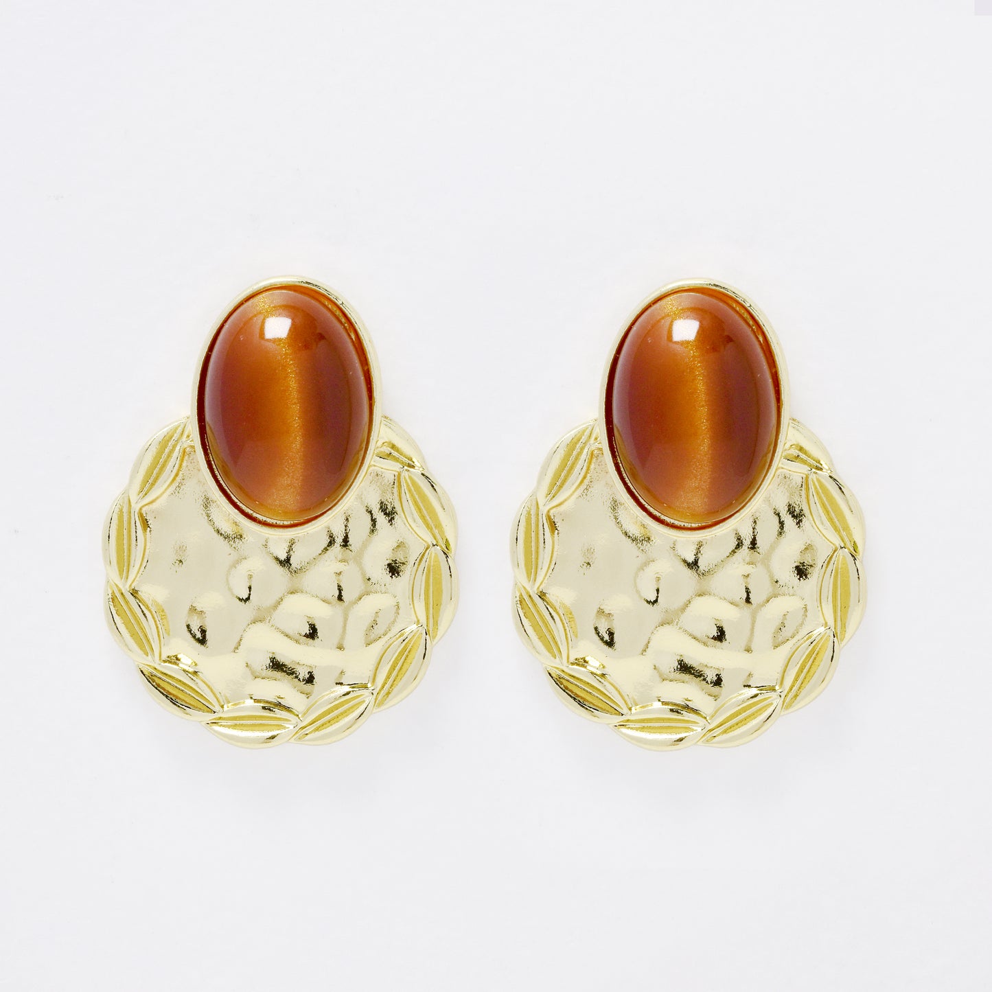 YE7731 - Statement cat's eye stud earring