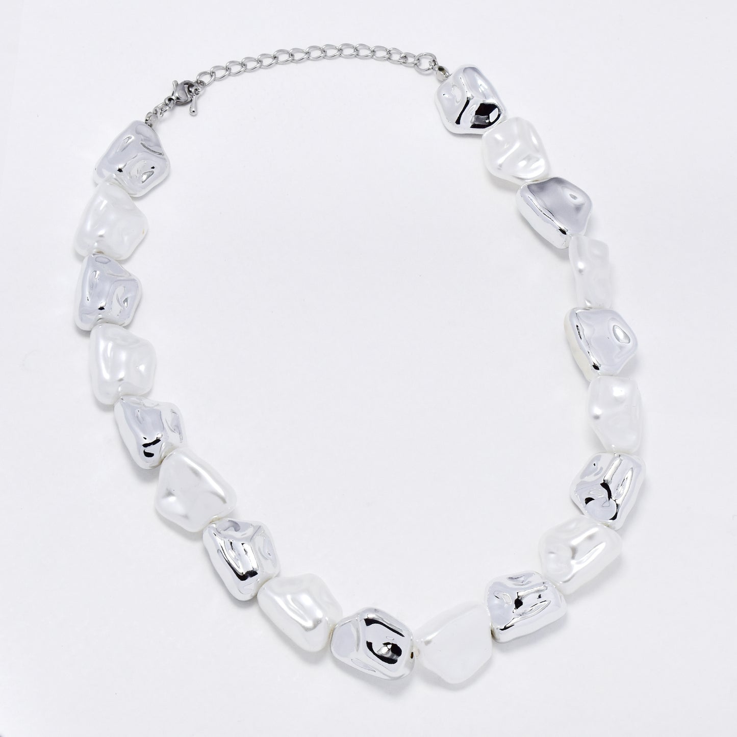 YN6314 - Fashion organically shaped faux pearl statement necklace