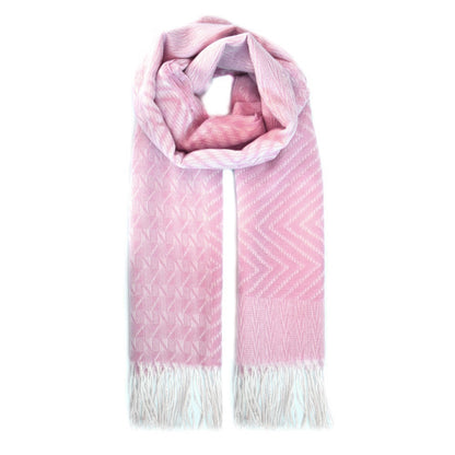 Luxuriously soft woven scarf with linear pattern