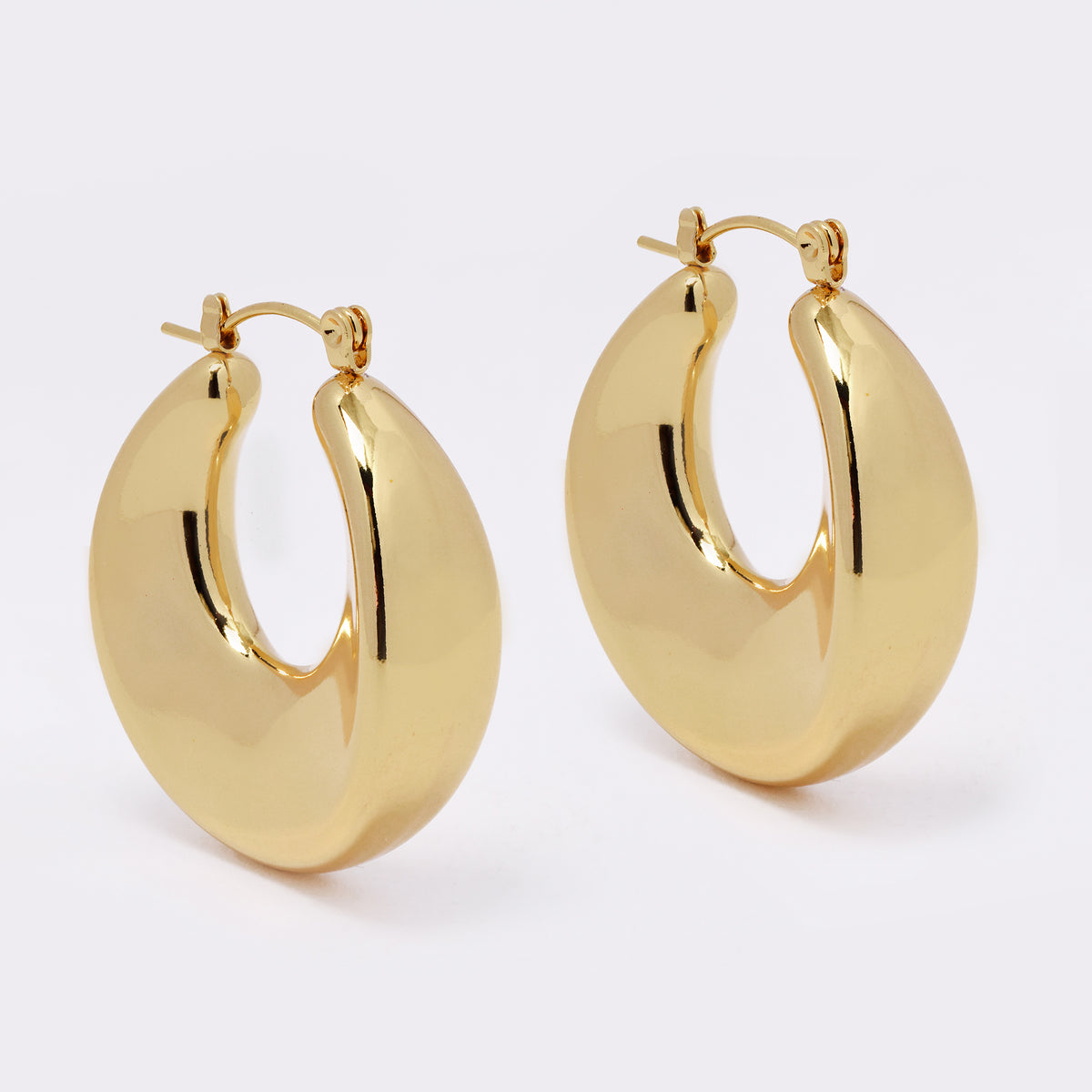 SSYE7827 - Steel 33mm x 30mm x 9mm chunky hoop earring
