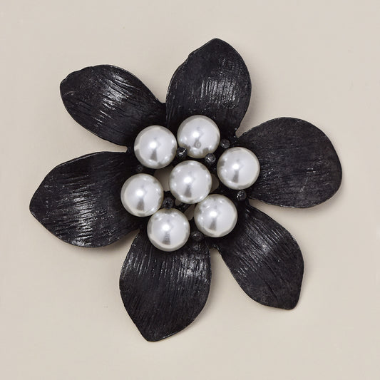 Fashion antique pearl flower brooch