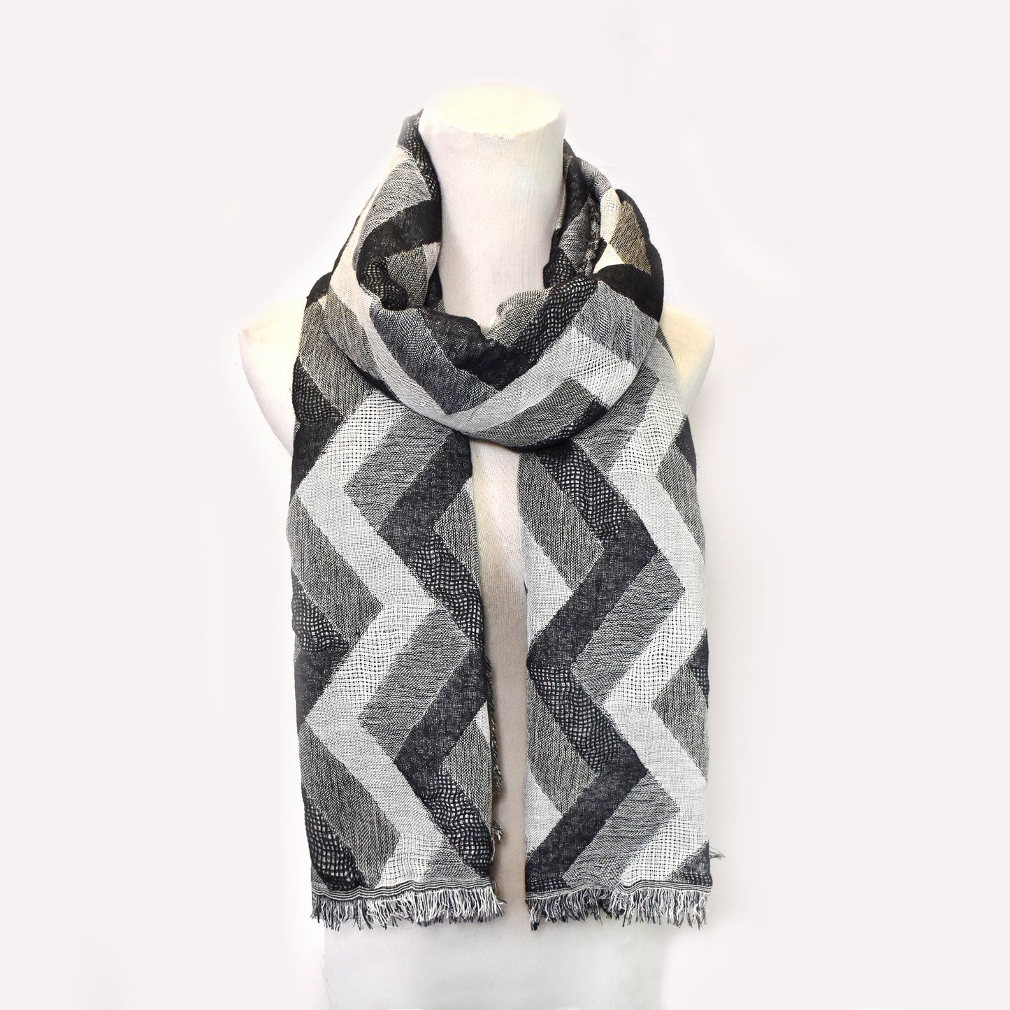LS8287 - Zigzag frayed tassel scarf - Red